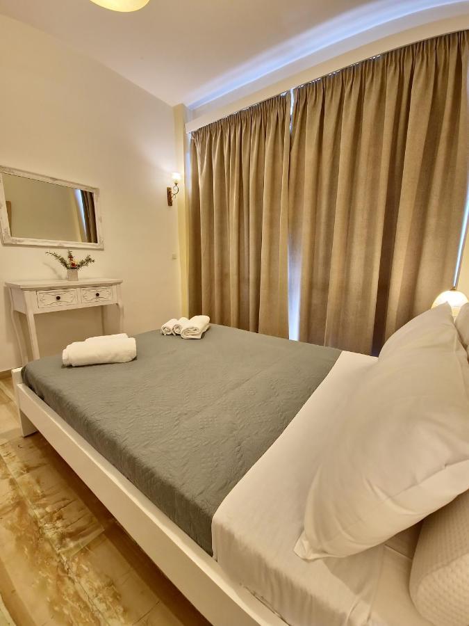 Apartment Alexandra 2 *