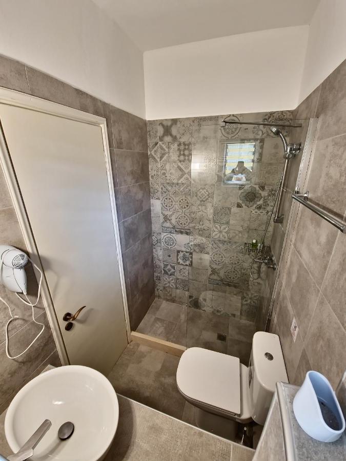 Alexandra 2 Apartment *